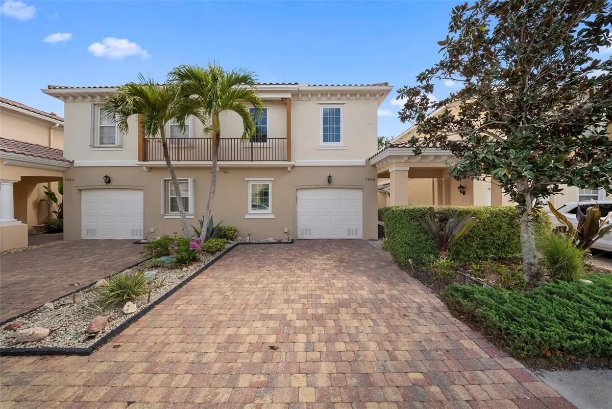 Property Slideshow image 1 of 71 | 7668 bergamo ave, Sarasota, FL, 34238