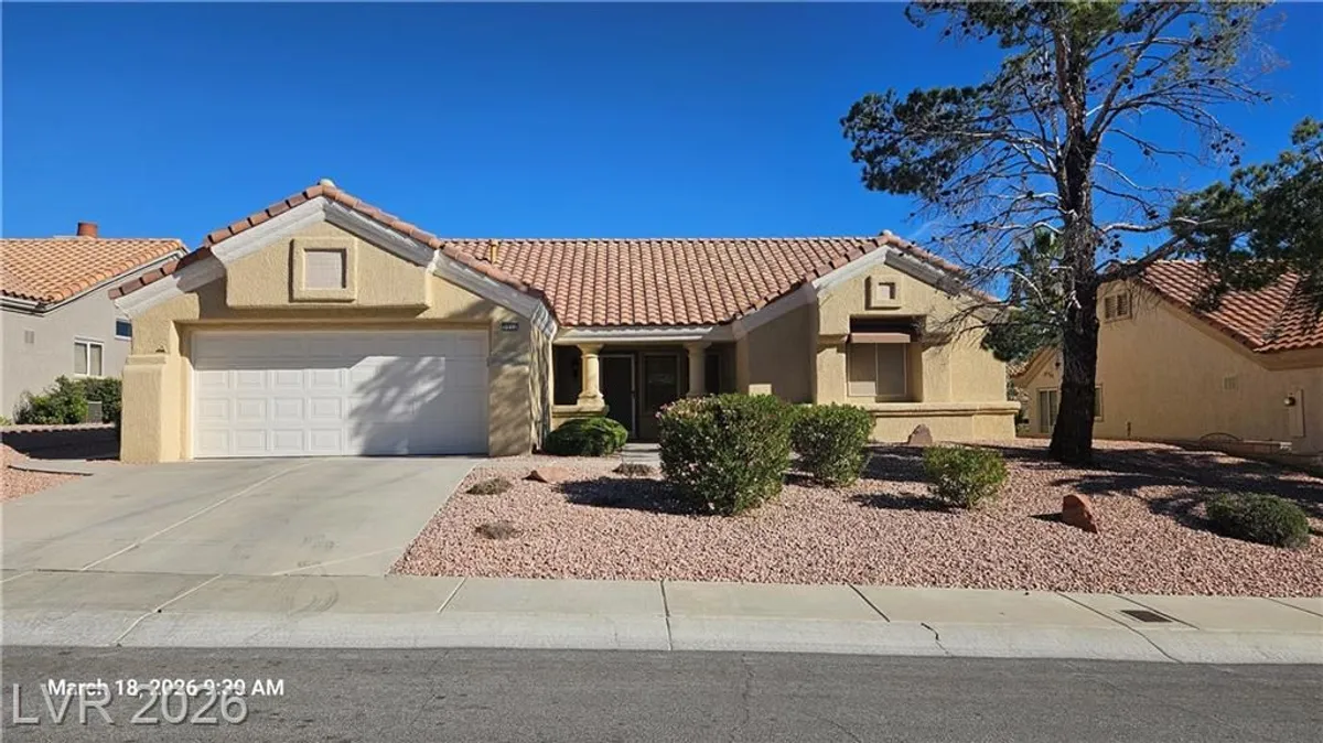 Property Slideshow image 1 of 39 | 9912 rosamond dr, Las Vegas, NV, 89134