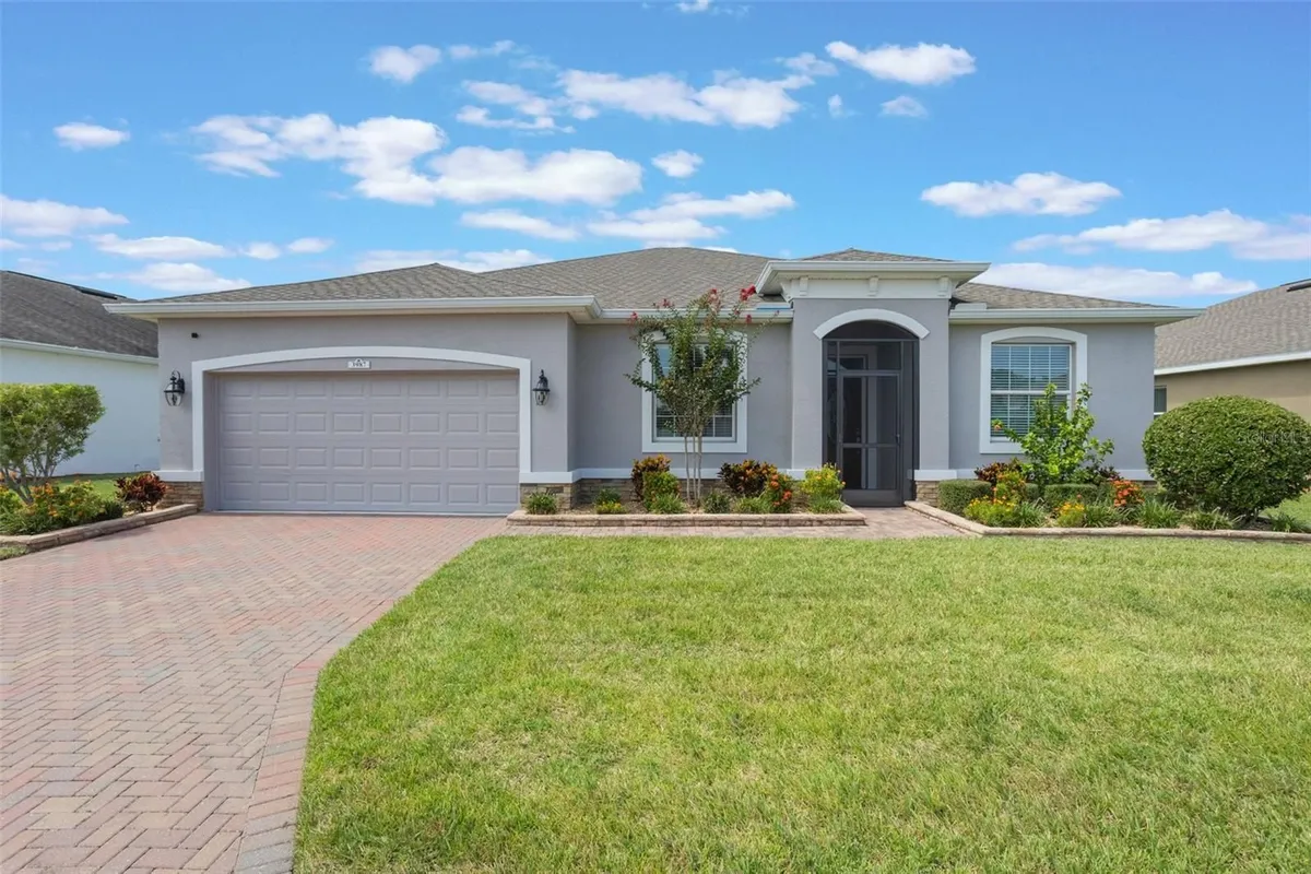 Property Slideshow image 1 of 51 | 3987 bedford ave, Winter Haven, FL, 33884