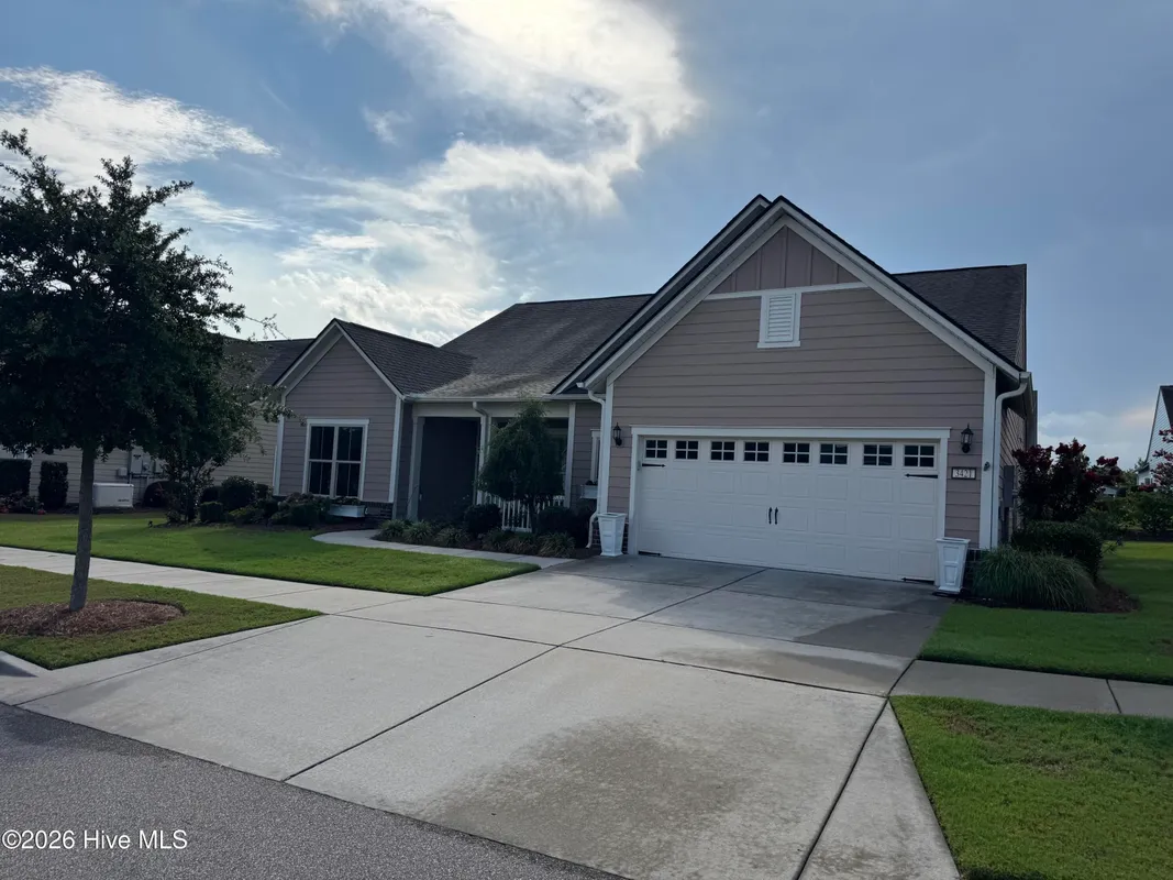 Property Slideshow image 1 of 62 | 3421 laughing gull ter, Wilmington, NC, 28412
