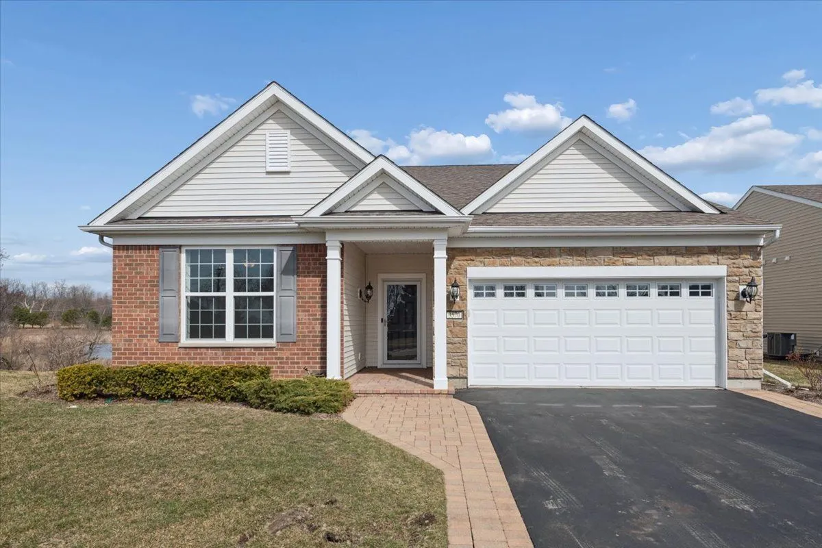 Property Slideshow image 1 of 29 | 3570 melody st, Mundelein, IL, 60060
