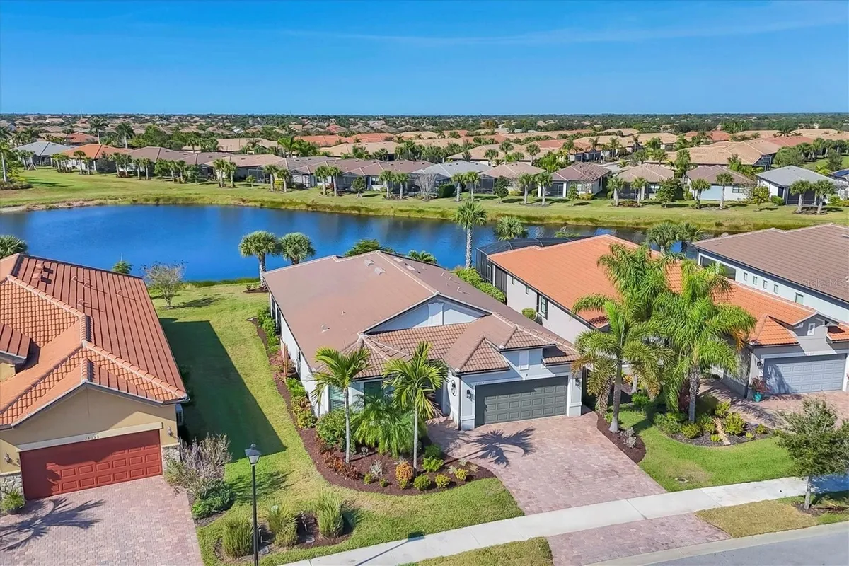 Property Slideshow image 1 of 85 | 13057 rinella st, Venice, FL, 34293