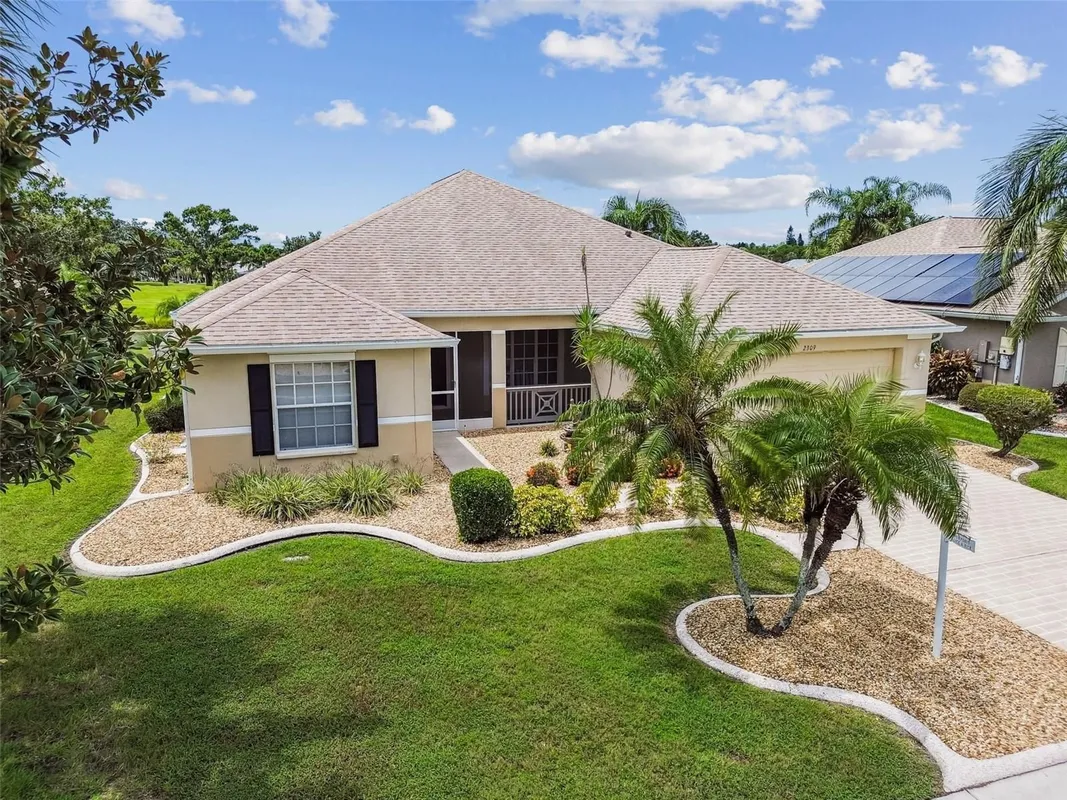 Property Slideshow image 1 of 44 | 2309 lyndhurst dr, Sun City Center, FL, 33573
