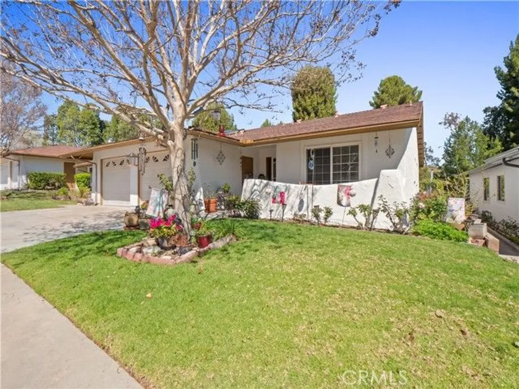 Property Slideshow image 1 of 47 | 19401 oak xing, Newhall, CA, 91321