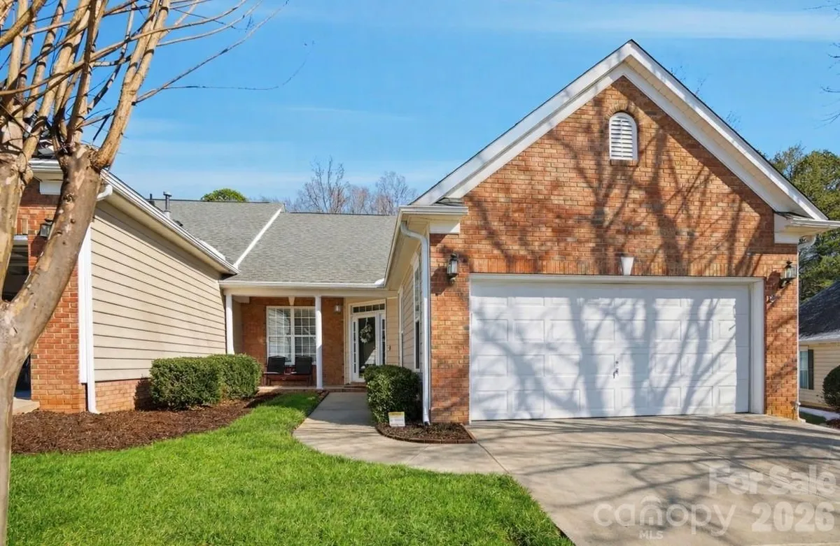 Property Slideshow image 1 of 35 | 1667 onyx rdg, Fort Mill, SC, 29708