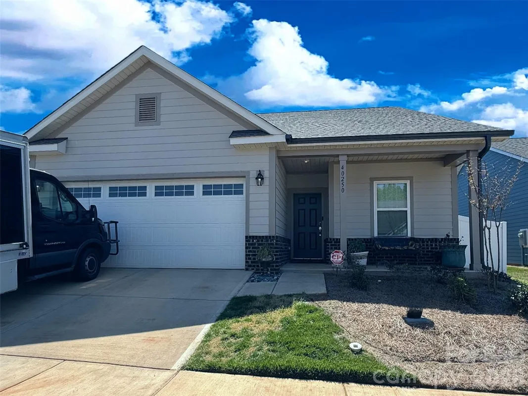 Property Slideshow image 1 of 15 | 40250 crooked stick dr, Lancaster, SC, 29720