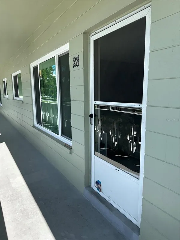 Property Slideshow image 1 of 15 | 2448 columbia dr 28, Clearwater, FL, 33763