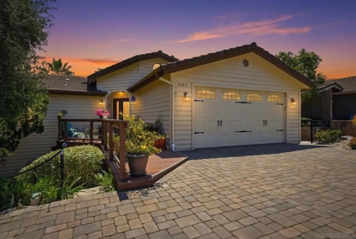 Property Slideshow image 1 of 66 | 9643 indian crk, Escondido, CA, 92026
