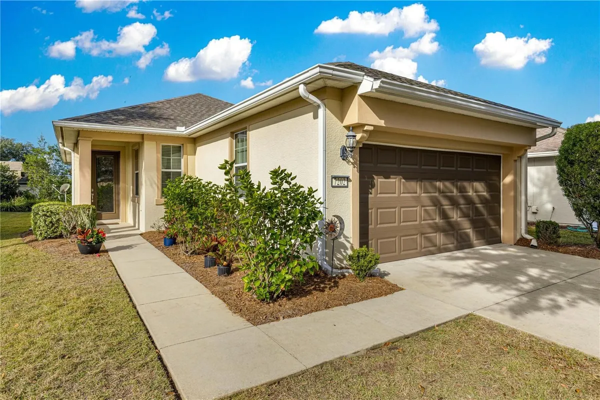 Property Slideshow image 1 of 34 | 7202 sw 93rd ave, Ocala, FL, 34481