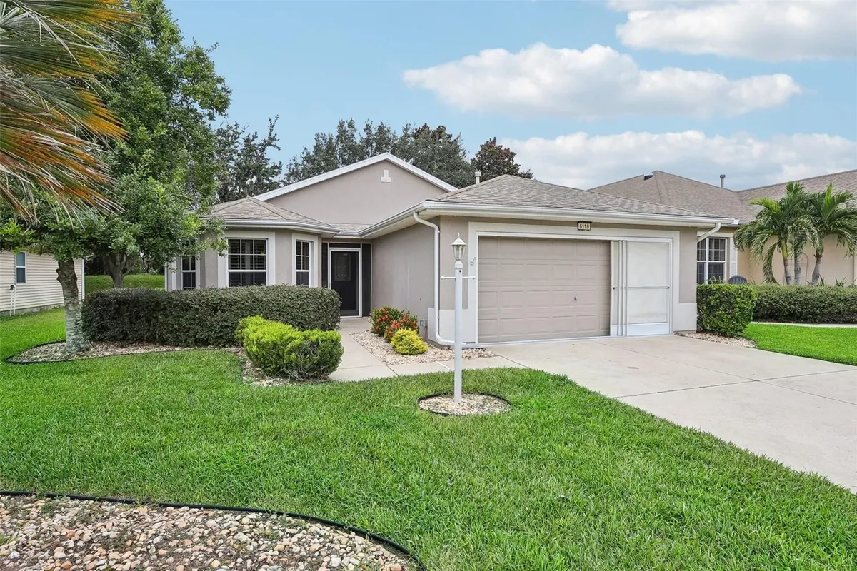 Property Slideshow image 1 of 47 | 6116 armada st, Tavares, FL, 32778