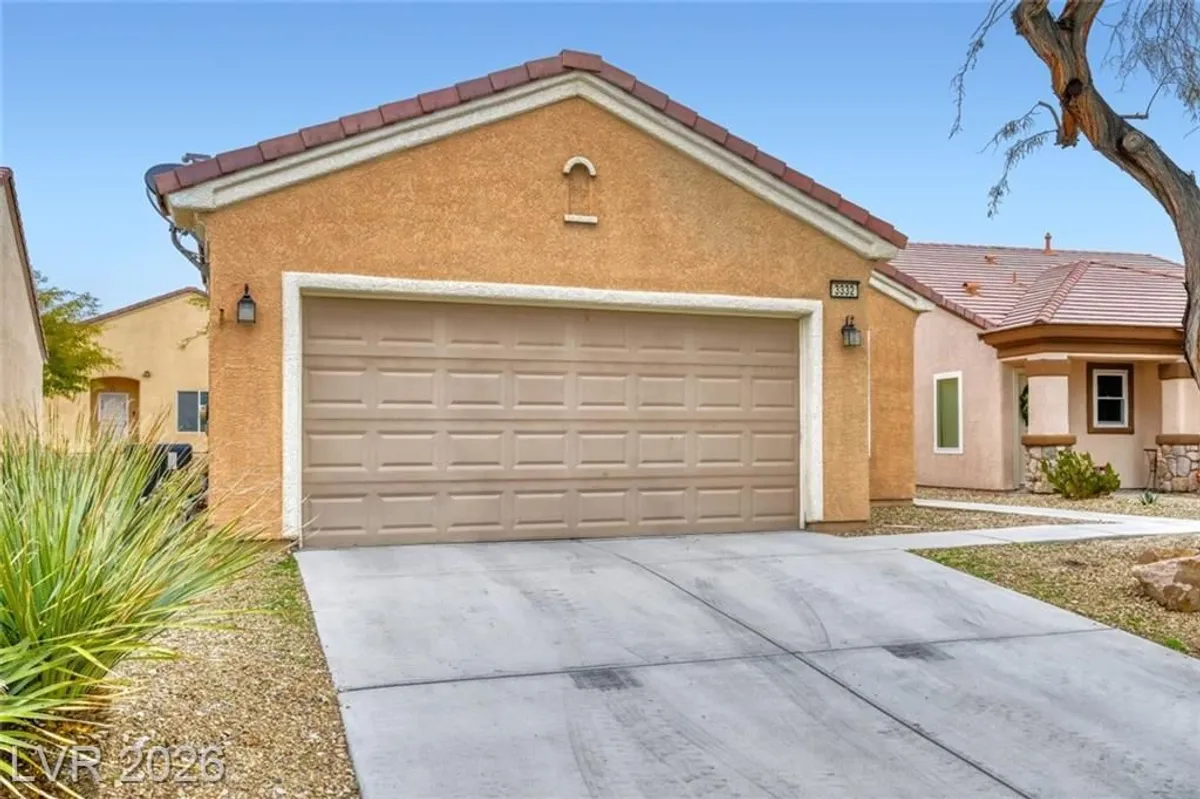 Property Slideshow image 1 of 47 | 3332 fire eye way, North Las Vegas, NV, 89084