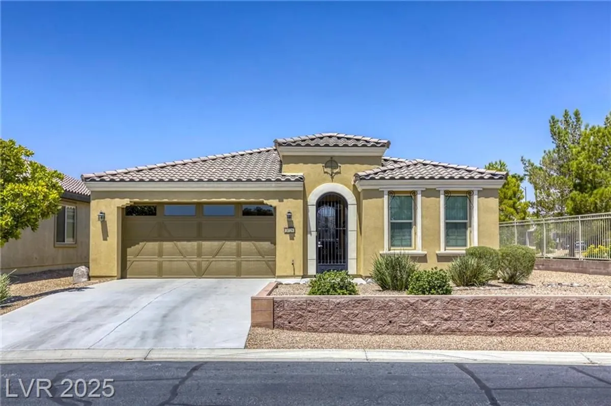 Property Slideshow image 1 of 68 | 3728 garnet heights ave, North Las Vegas, NV, 89081