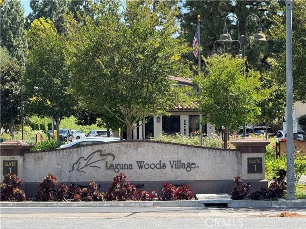 Property Slideshow image 1 of 11 | 2260 via puerta p, Laguna Woods, CA, 92637