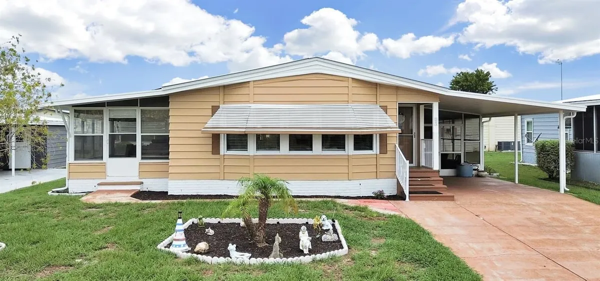 Property Slideshow image 1 of 42 | 5083 lodgewood dr, Lakeland, FL, 33810