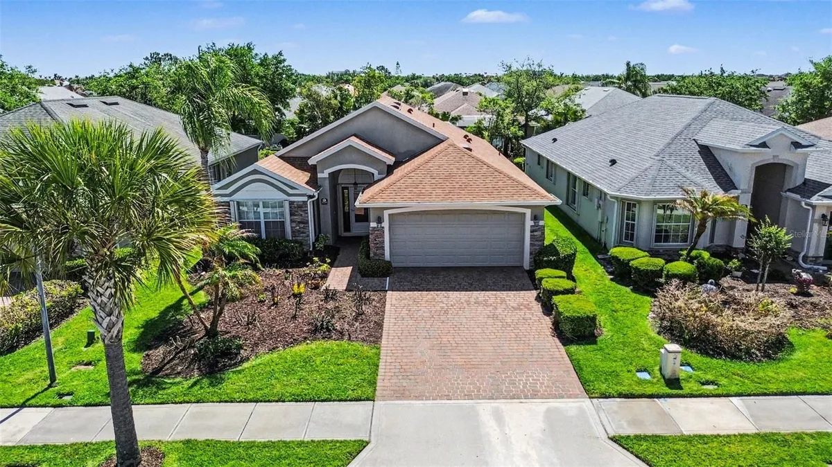 Property Slideshow image 1 of 36 | 7177 broderick dr, Melbourne, FL, 32940