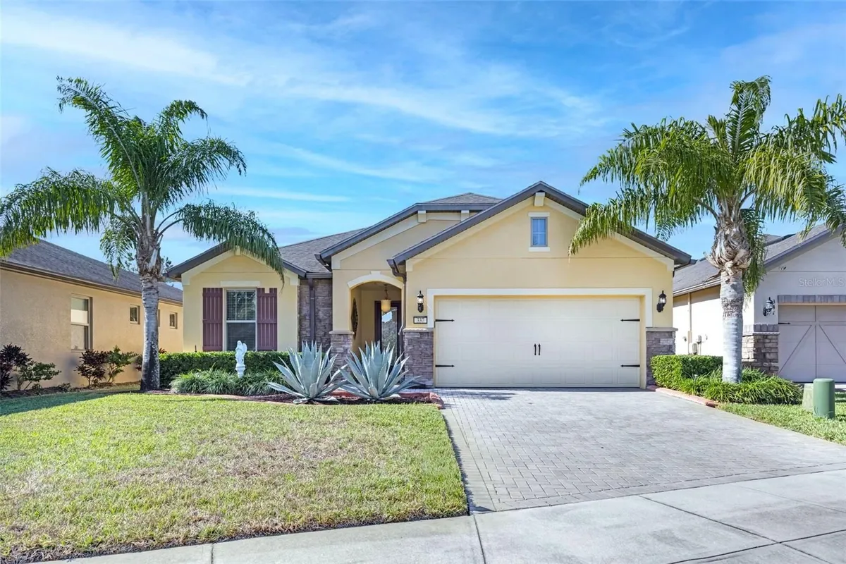 Property Slideshow image 1 of 62 | 337 alicante ct, Davenport, FL, 33837