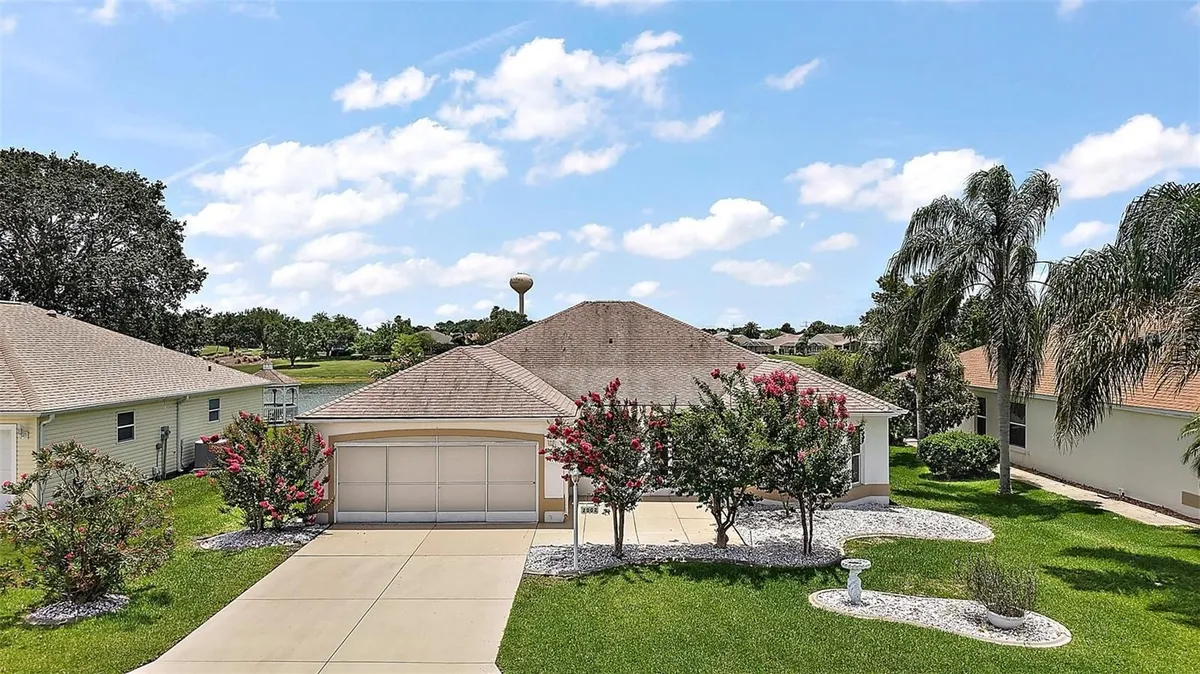 Property Slideshow image 1 of 21 | 2002 enrique dr, The Villages, FL, 32159