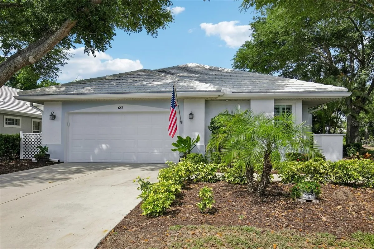 Property Slideshow image 1 of 50 | 667 crossfield cir 1, Venice, FL, 34293