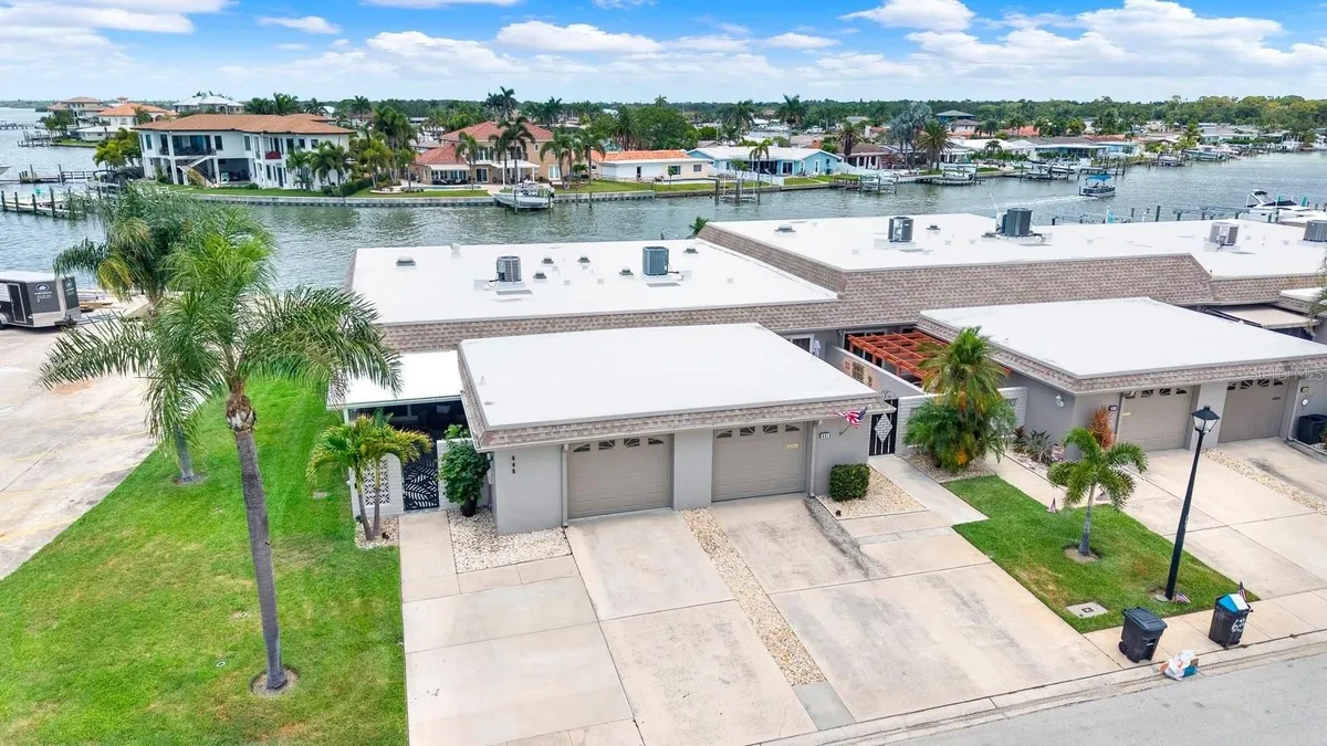 Property Slideshow image 1 of 57 | 645 boca ciega point blvd 2506, St Petersburg, FL, 33708