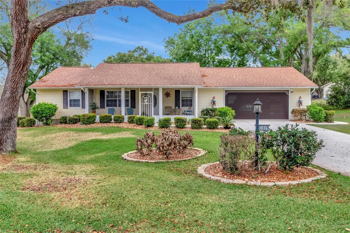 Property Slideshow image 1 of 19 | 1315 noble ct, Leesburg, FL, 34788