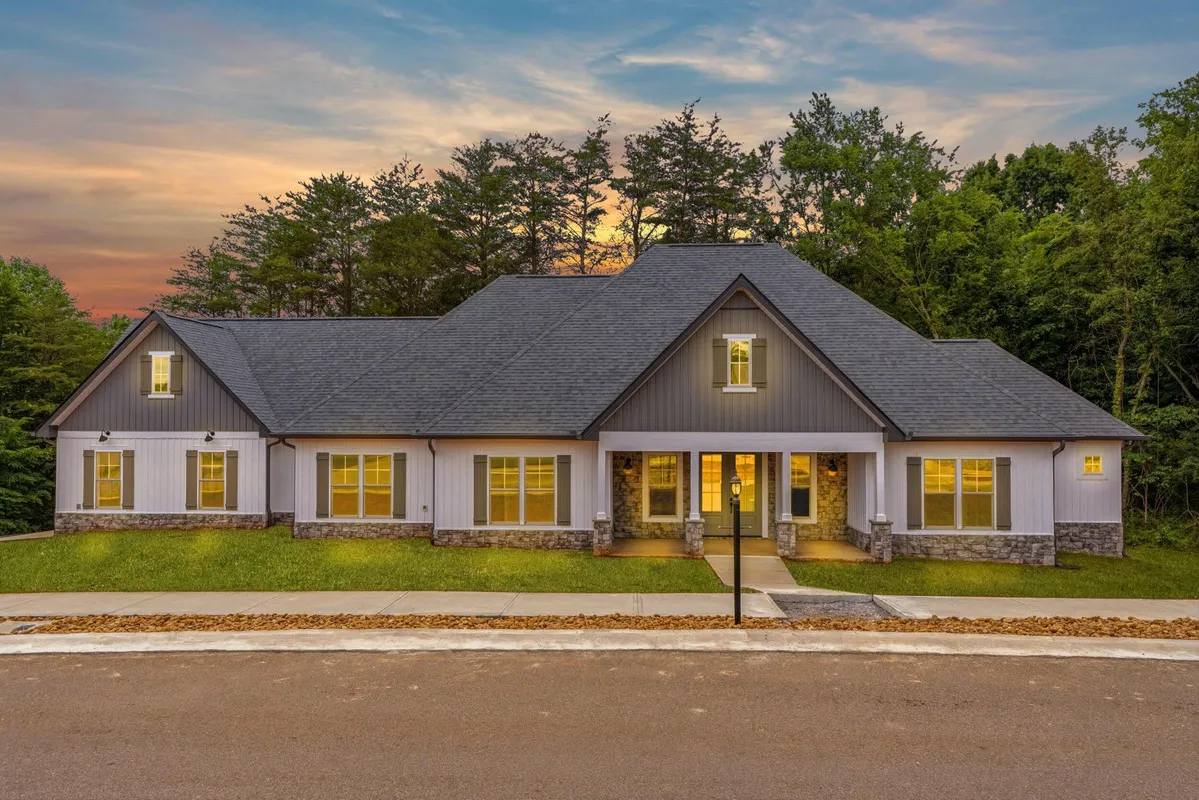 Property Slideshow image 1 of 60 | 213 gado ln, Loudon, TN, 37774