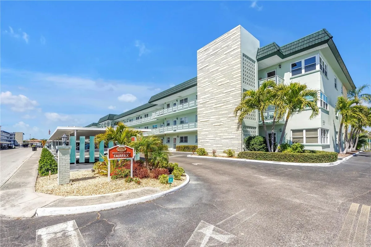 Property Slideshow image 1 of 38 | 5935 30th ave 105, Gulfport, FL, 33707