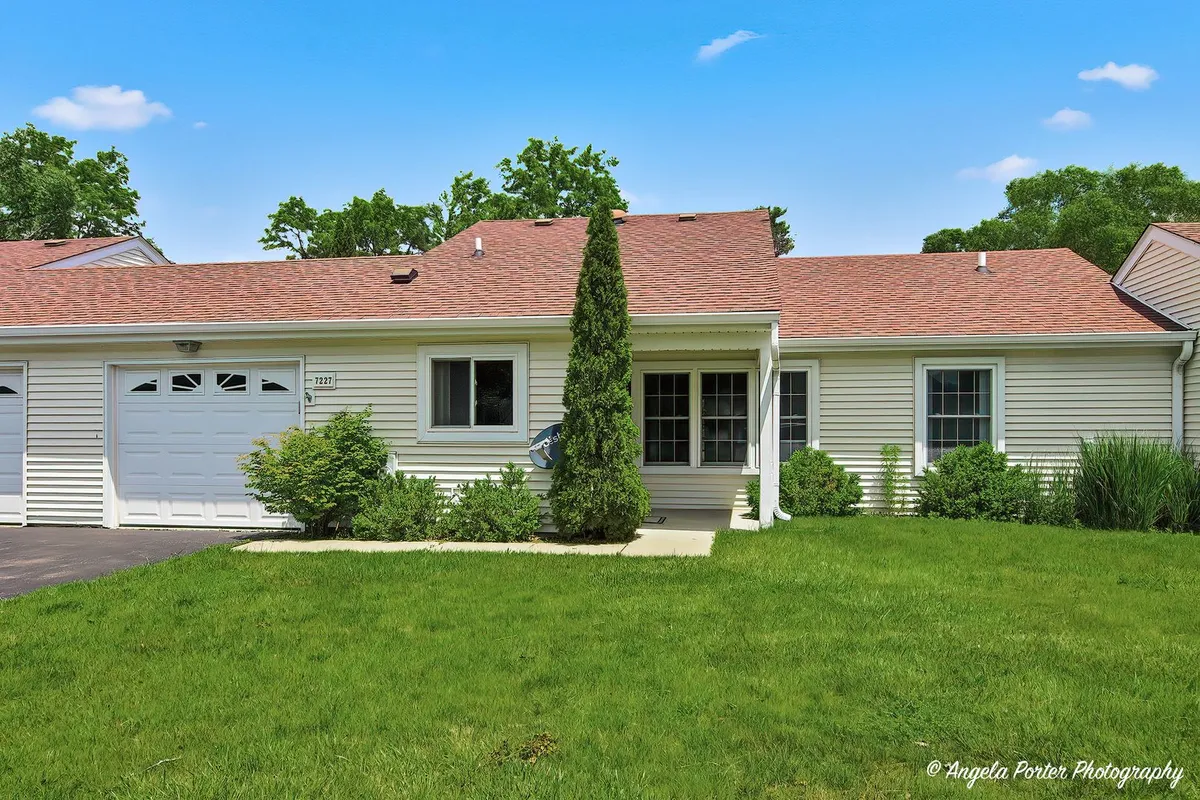 Property Slideshow image 1 of 46 | 7227 wheaton ln 355, Fox Lake, IL, 60020