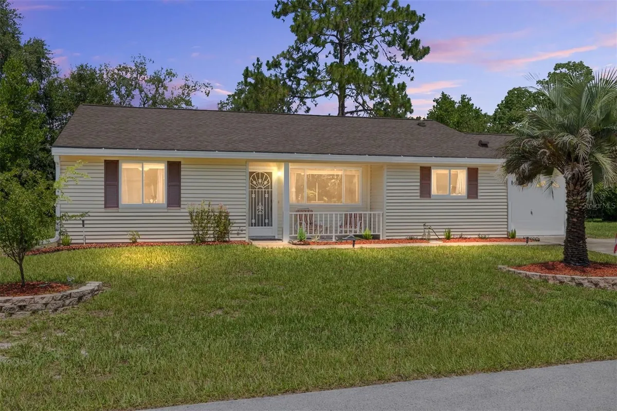 Property Slideshow image 1 of 37 | 10888 sw 90th ct, Ocala, FL, 34481