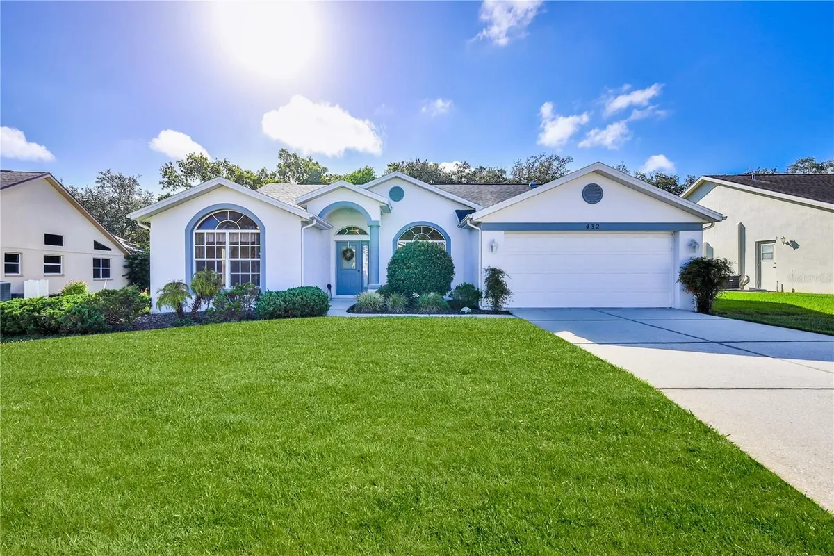 Property Slideshow image 1 of 64 | 432 mistwood ct, Spring Hill, FL, 34609