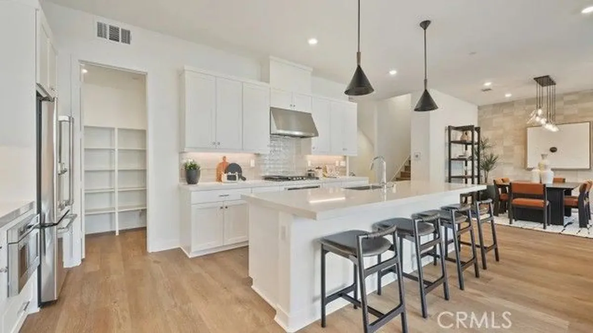 Property Slideshow image 1 of 35 | 915 walnut ter, Montebello, CA, 90640