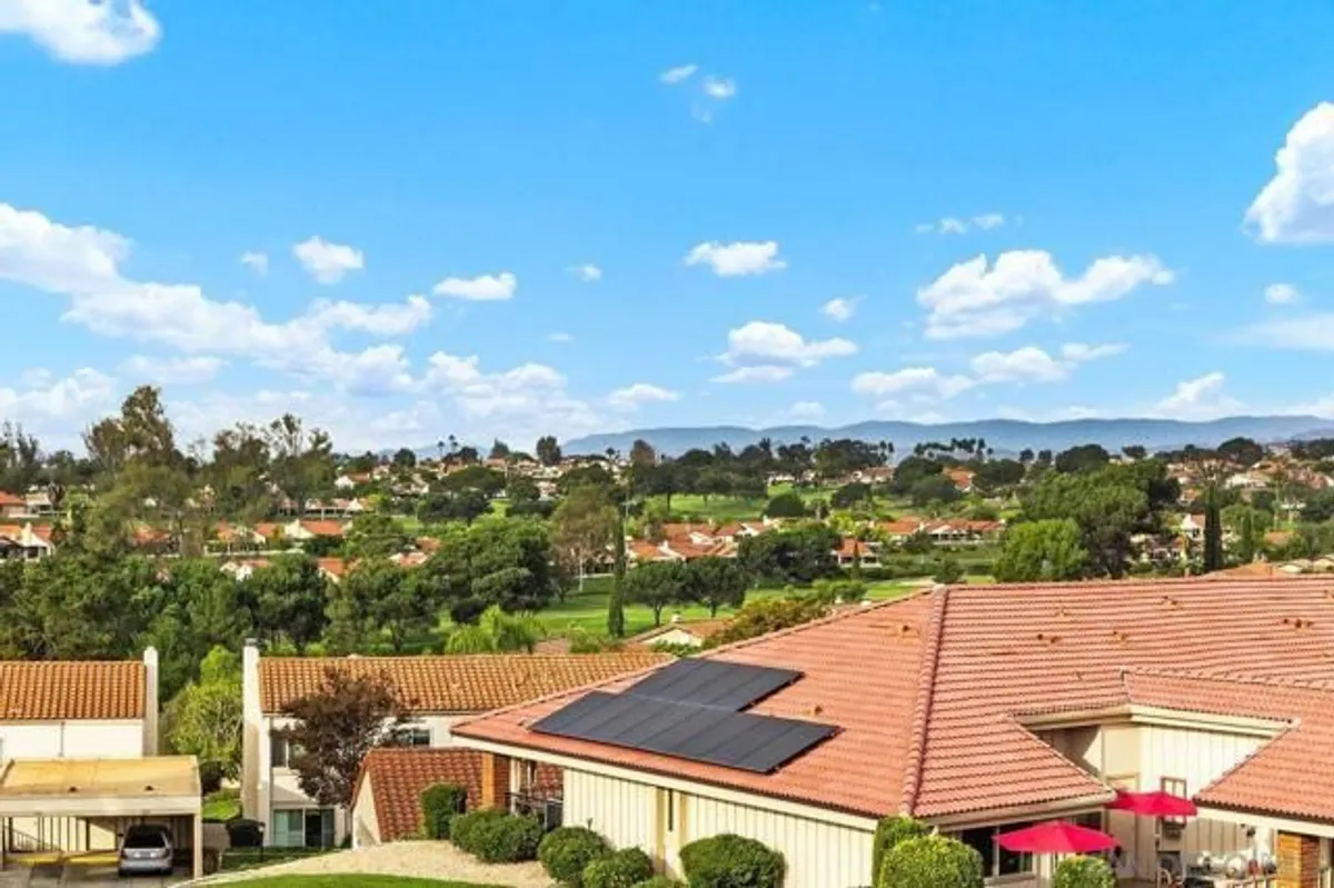 Property Slideshow image 1 of 39 | 17465 plaza animado 147, San Diego, CA, 92128