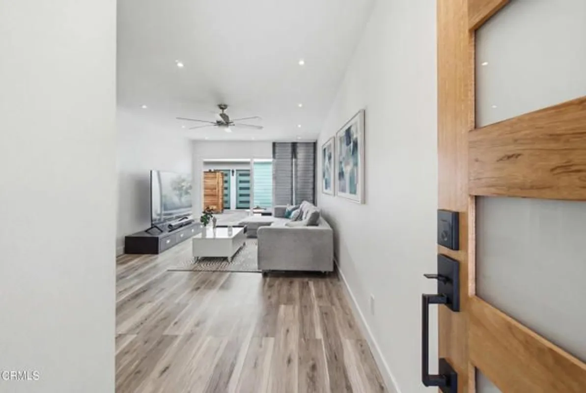 Property Slideshow image 1 of 54 | 29 w elfin grn, Port Hueneme, CA, 93041