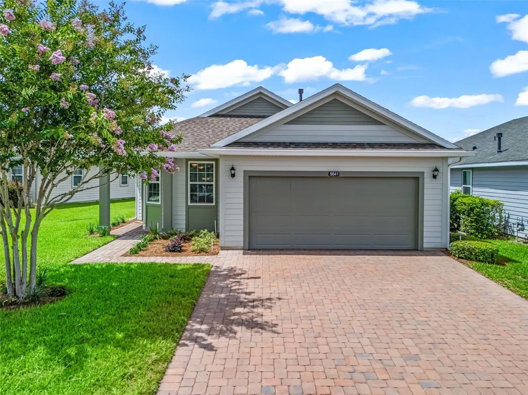 Property Slideshow image 1 of 57 | 5641 nw 37th lane rd, Ocala, FL, 34482