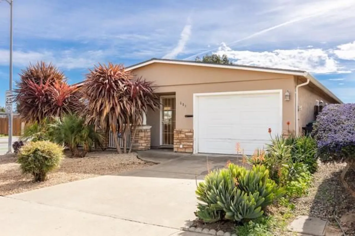 Property Slideshow image 1 of 19 | 501 tuttle ave, Watsonville, CA, 95076