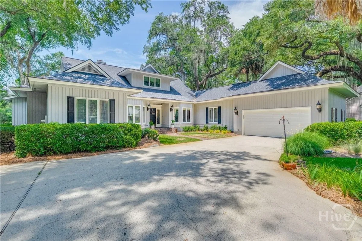 Property Slideshow image 1 of 37 | 5 tangletree ln, Savannah, GA, 31411
