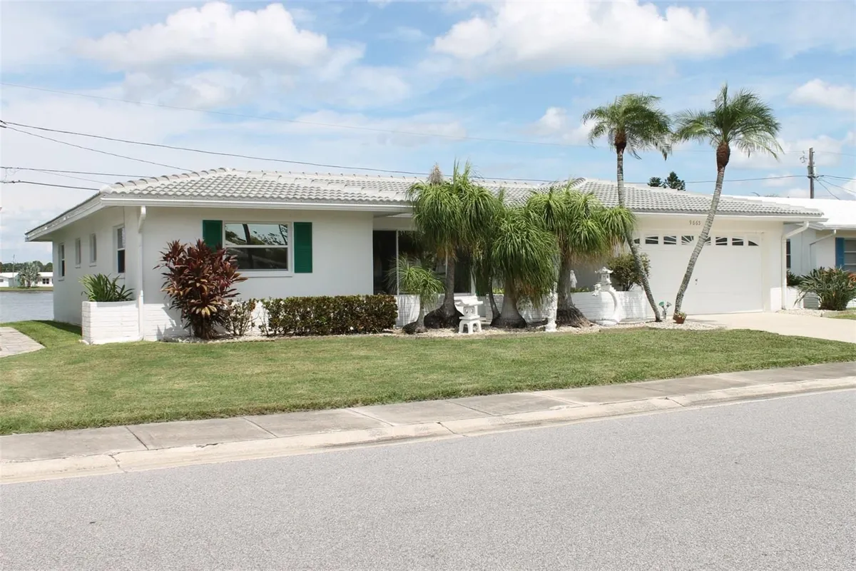 Property Slideshow image 1 of 50 | 9665 mainlands blvd, Pinellas Park, FL, 33782