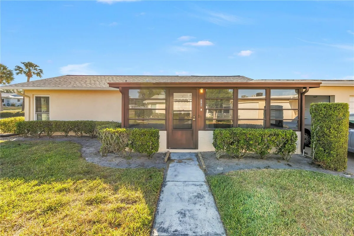 Property Slideshow image 1 of 46 | 2740 highlands blvd b, Palm Harbor, FL, 34684