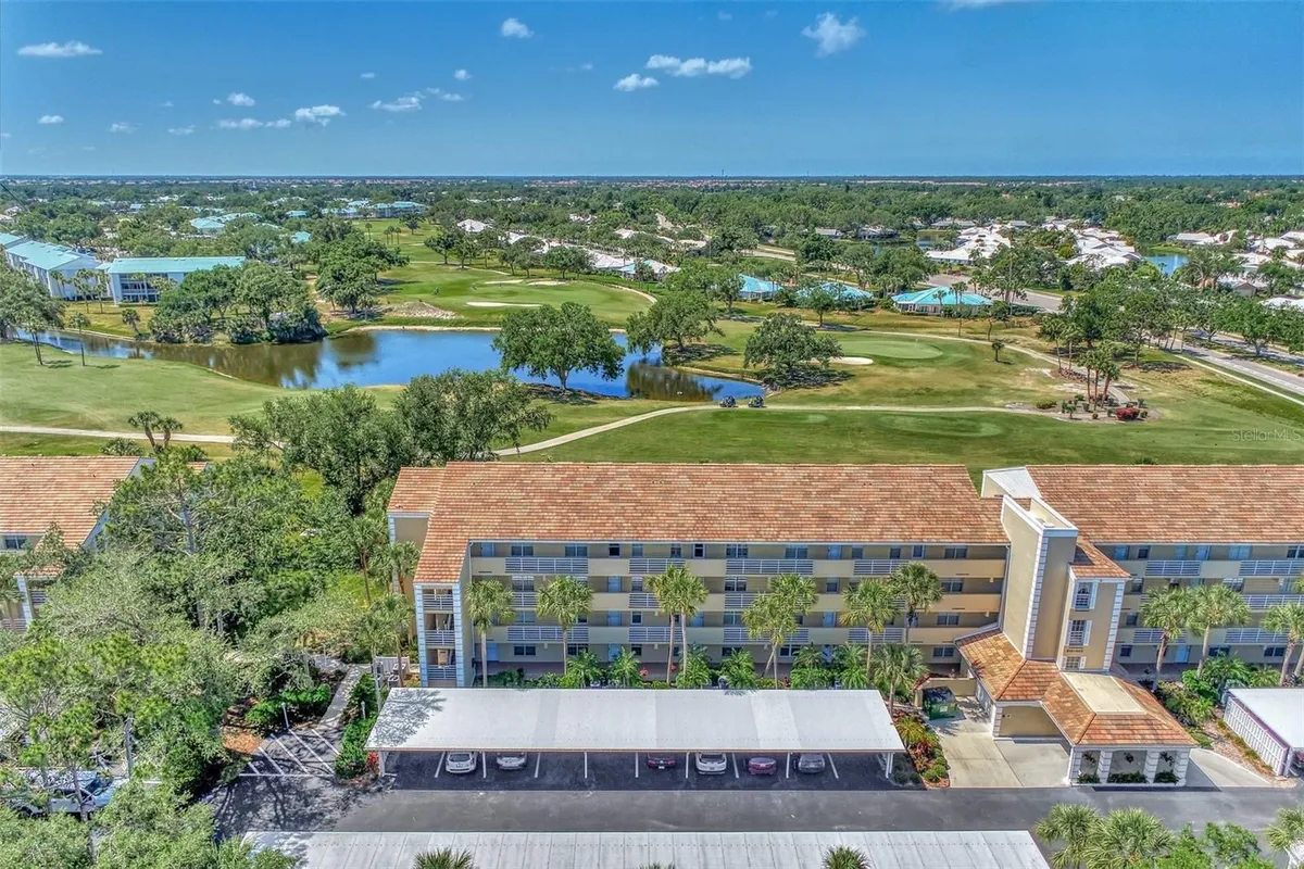 Property Slideshow image 1 of 59 | 841 wexford blvd 841, Venice, FL, 34293
