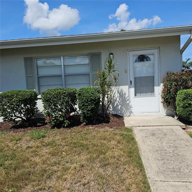 Property Slideshow image 1 of 26 | 301 andover pl 175, Sun City Center, FL, 33573