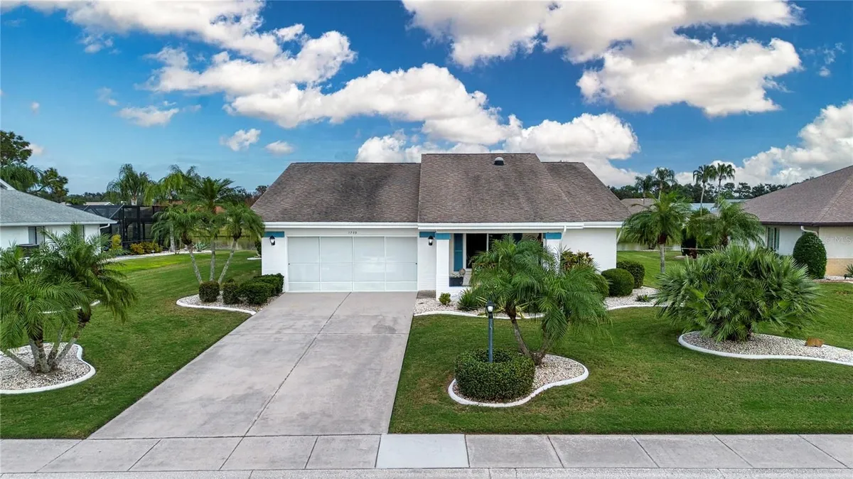Property Slideshow image 1 of 54 | 1709 wedge ct, Sun City Center, FL, 33573