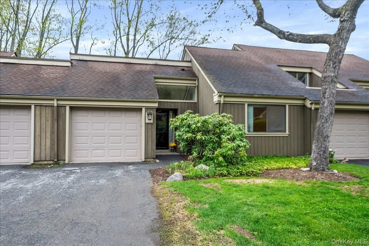 Property Slideshow image 1 of 29 | 955 heritage hls b, Somers, NY, 10589