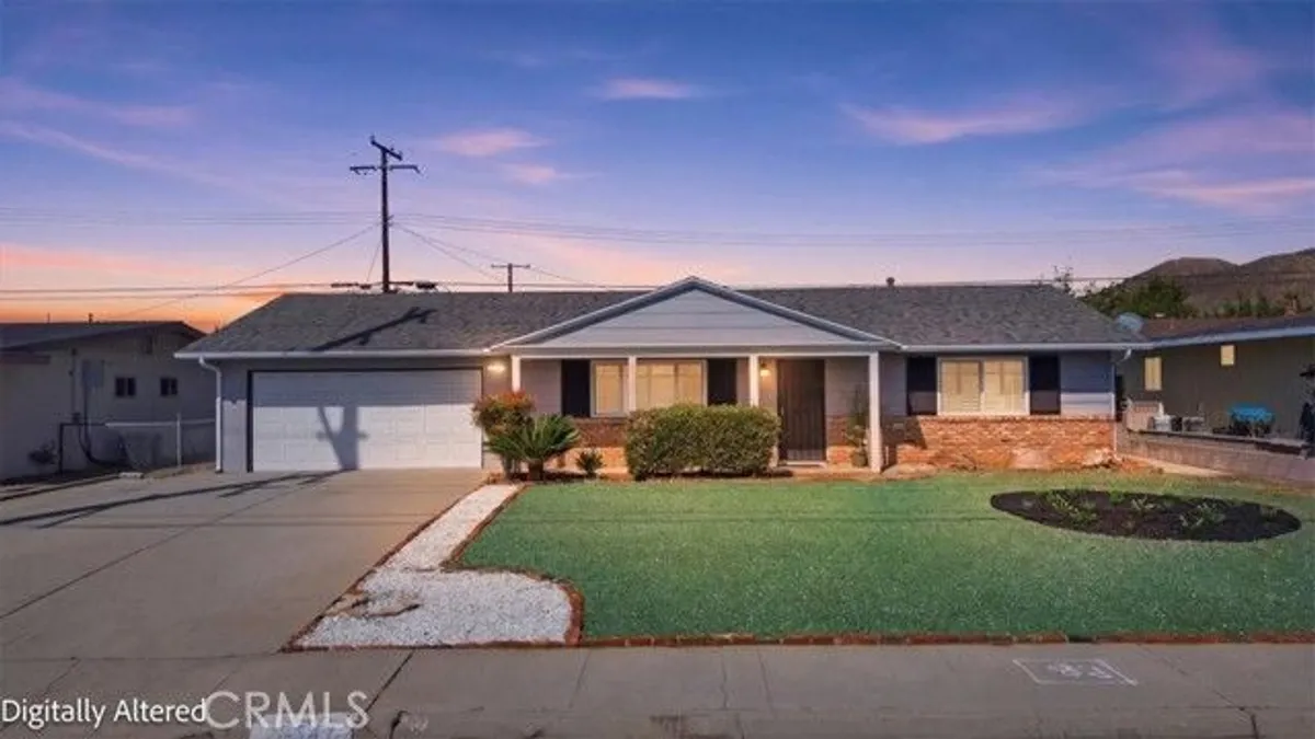 Property Slideshow image 1 of 33 | 28547 murrieta rd, Menifee, CA, 92586