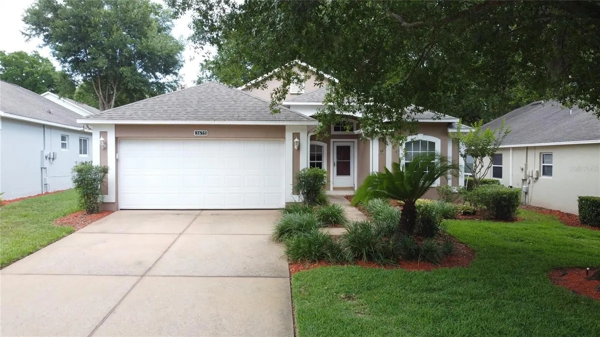 Property Slideshow image 1 of 72 | 3675 eversholt st, Clermont, FL, 34711