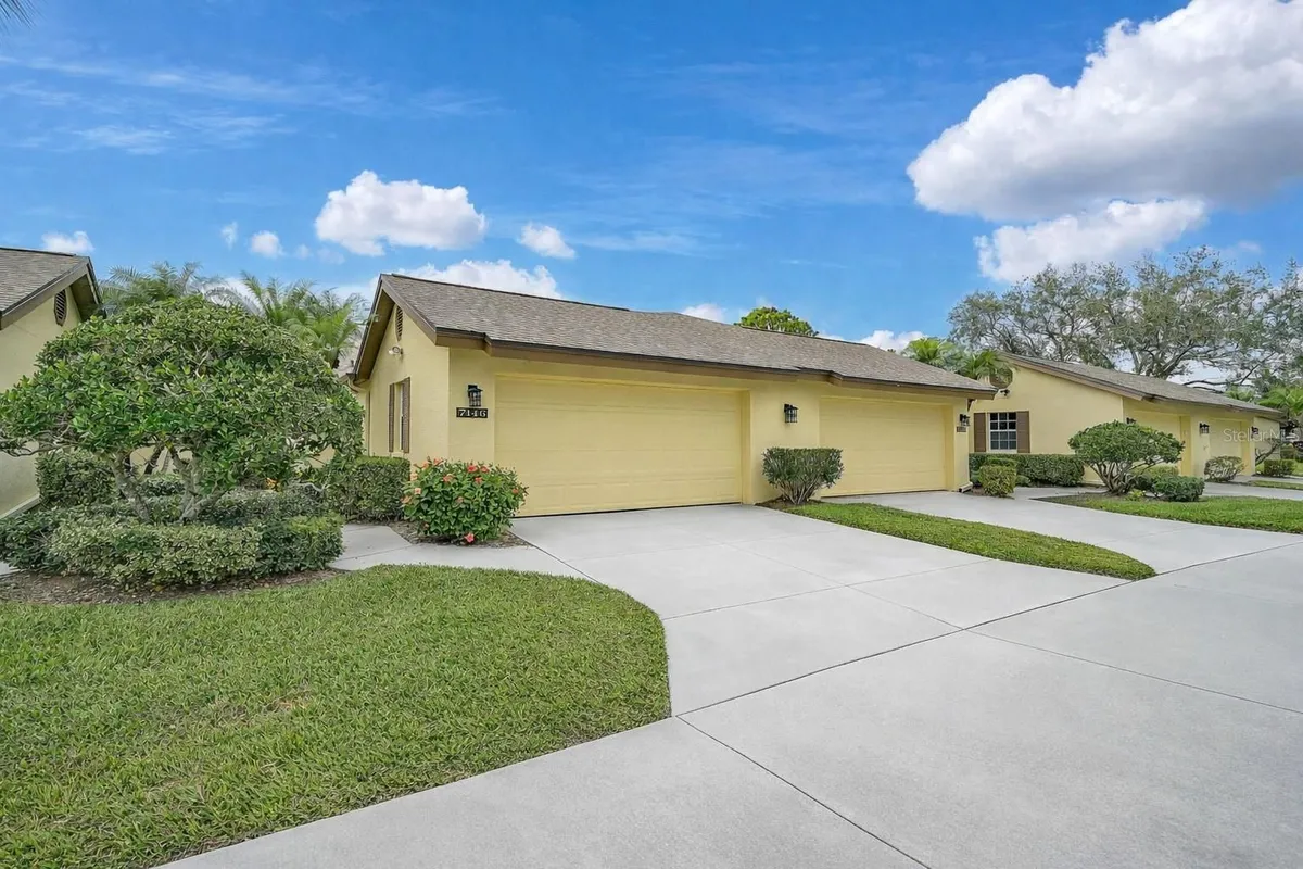 Property Slideshow image 1 of 39 | 7146 lakeside dr, Sarasota, FL, 34243