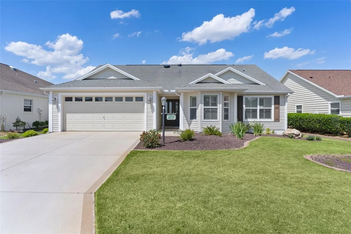 Property Slideshow image 1 of 27 | 1215 westmoreland loop, The Villages, FL, 32162