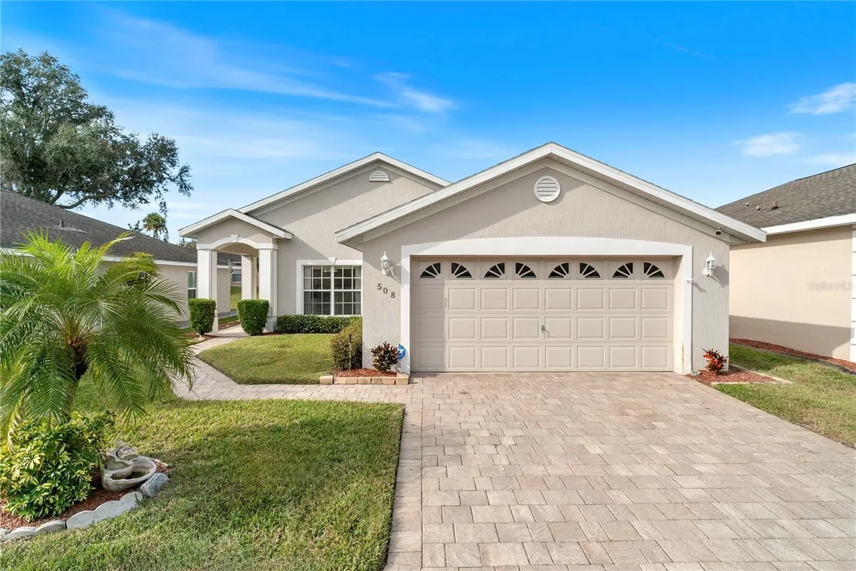 Property Slideshow image 1 of 27 | 508 ridge view dr, Davenport, FL, 33837