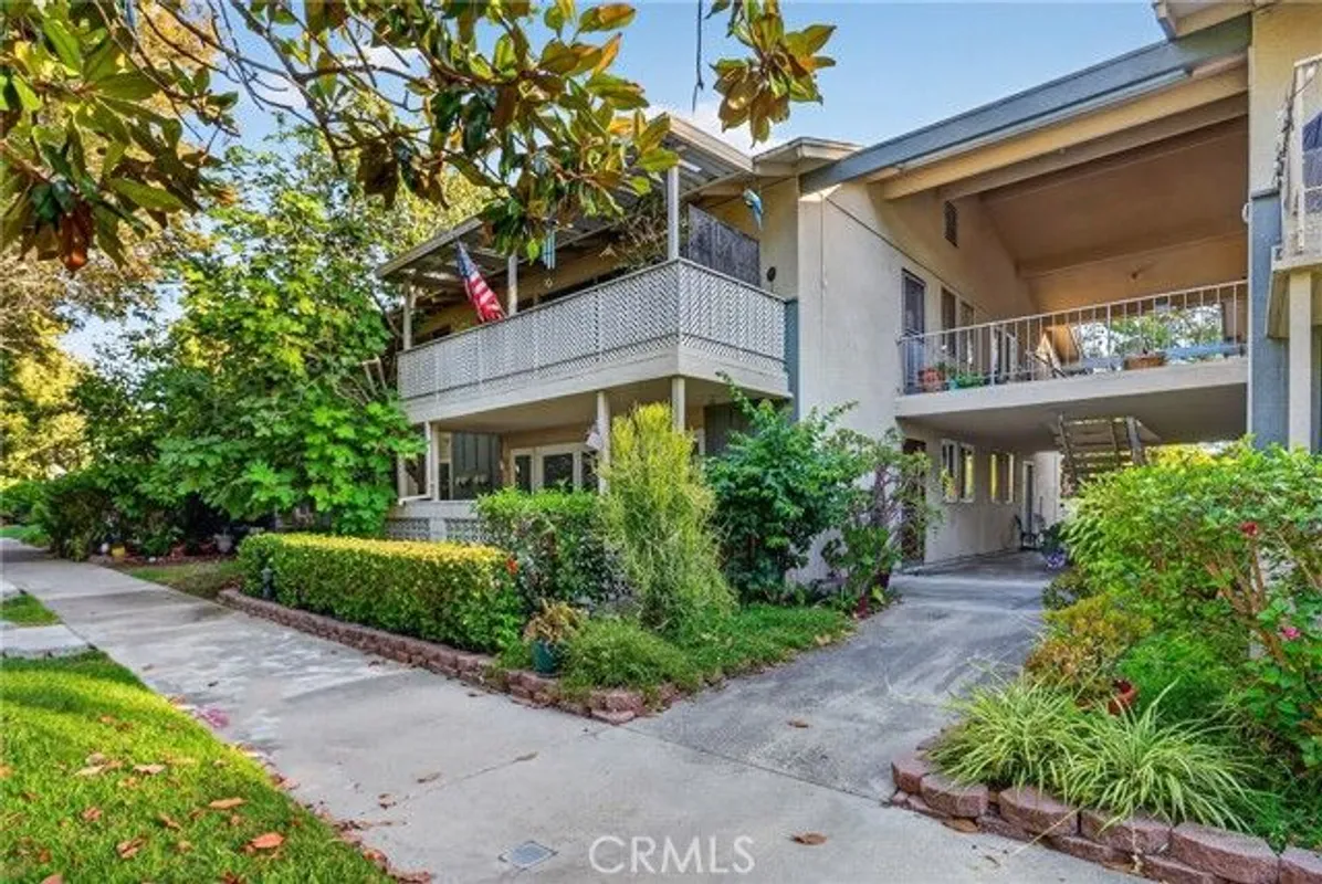 Property Slideshow image 1 of 35 | 8 via castilla c, Laguna Woods, CA, 92637