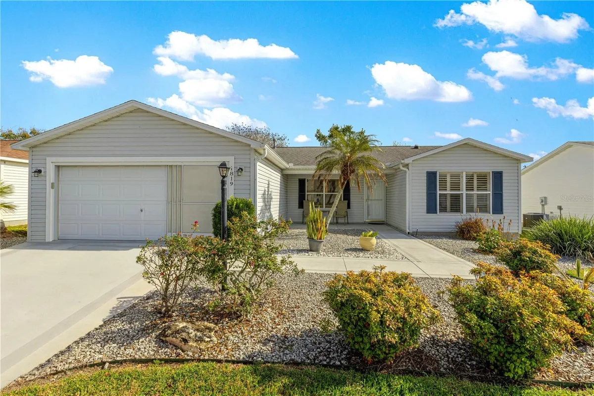 Property Slideshow image 1 of 24 | 1819 captiva ct, The Villages, FL, 32162