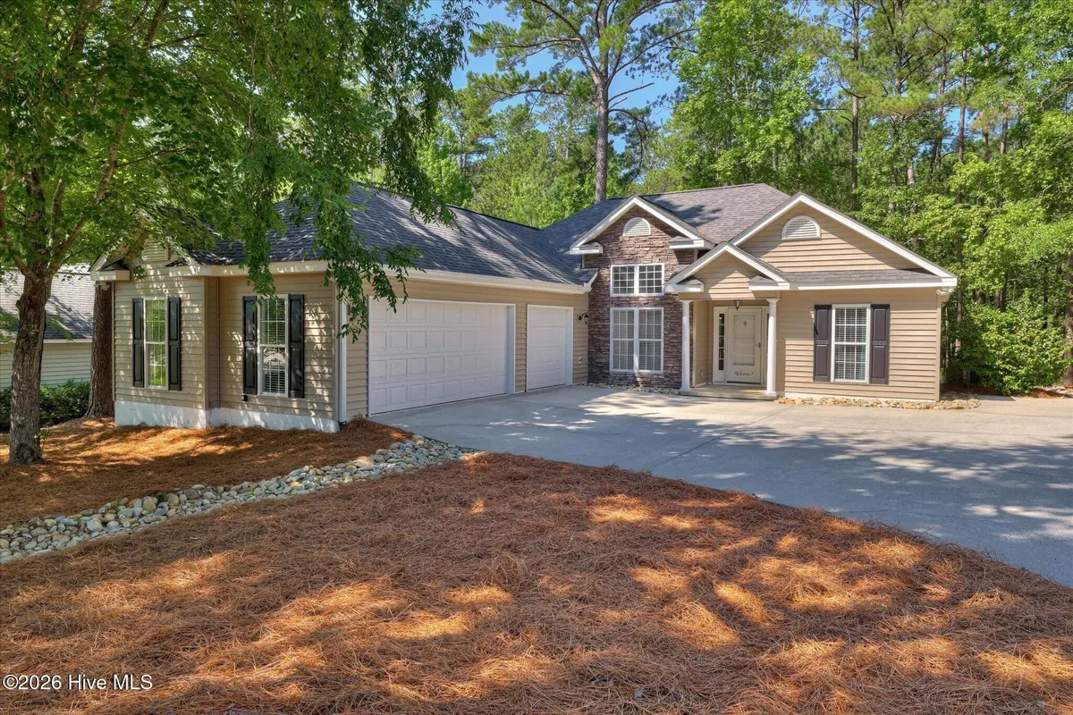 Property Slideshow image 1 of 45 | 264 fairway dr, Mccormick, SC, 29835