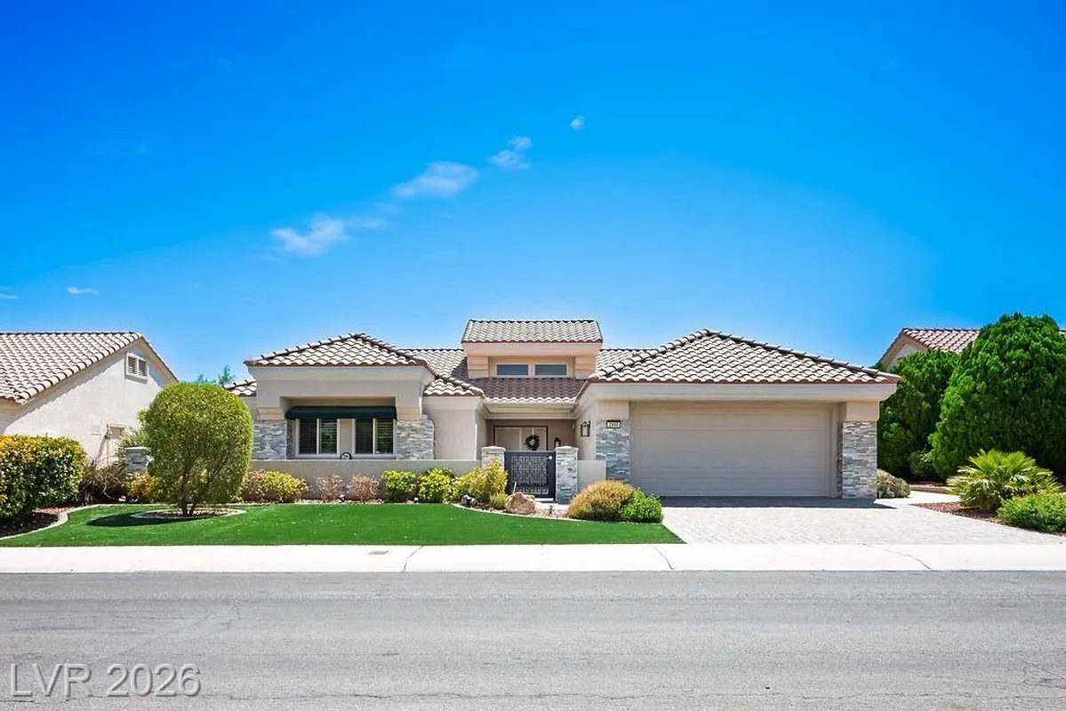 Property Slideshow image 1 of 51 | 2900 golfside dr, Las Vegas, NV, 89134